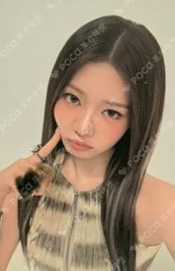 WE GO UP PATTERN Ver. RORA photocard image