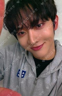 HOT MESS JUMP UP YOOSEUNGEON photocard image