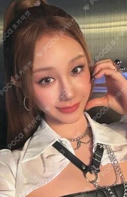 WE GO UP WE Ver. PHARITA photocard image