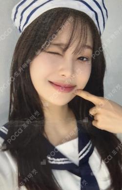 Only cry in the rain NY MUSIC Chuu photocard image