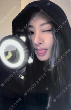 MEOVV OFFICIAL LIGHT STICK GAWON photocard image