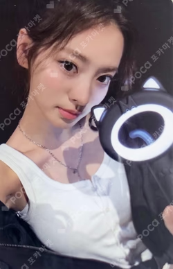 MEOVV OFFICIAL LIGHT STICK ANNA photocard image