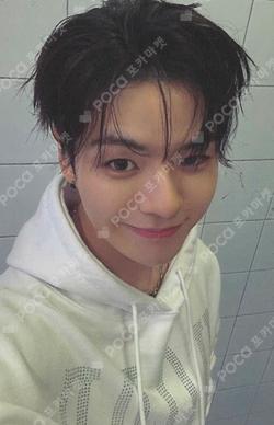 2025-26 TREASURE TOUR [PULSE ON] IN SEOUL Weverse Membership BOOTH YOON JAE HYUK photocard image