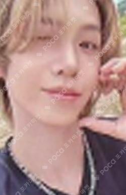 WHO WE ARE POP-UP STORE TRADING CARD SHUAIBO photocard image