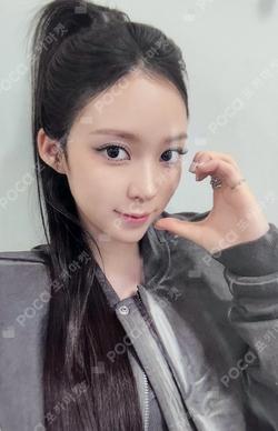 MEOVV OFFICIAL LIGHT STICK TBL SHOP NARIN photocard image