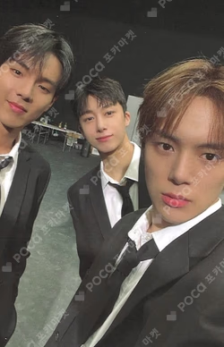 2025 MONSTA X CONNECT X RANDOM PHOTOCARD PACK