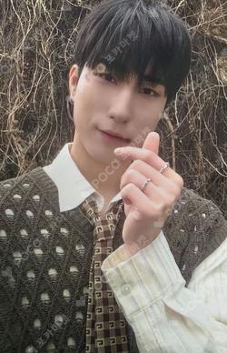Planet Nine : ISOTROPY POCA ALBUM ver. HARIN photocard image