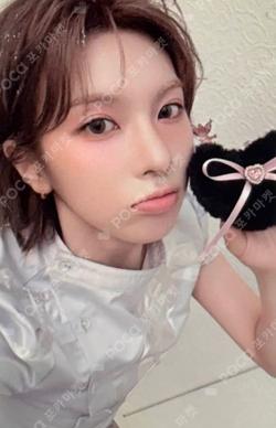 Blue Valentine Valentine ver. BAE photocard image