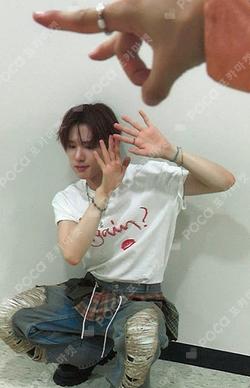 Electric Heart : Born to Glow DEAR MY MUSE YOON SUNG photocard image