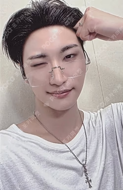 ATEEZ 7TH ANNIVERSARY OFFICIAL POP-UP '8ROOM' RANDOM PHOTOCARD PACK ver.A SEONGHWA photocard image