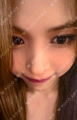 ITZY RYUJIN photocard image