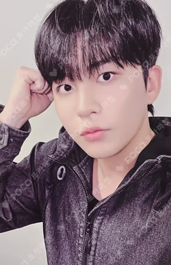 ATEEZ 7TH ANNIVERSARY OFFICIAL POP-UP '8ROOM' RANDOM PHOTOCARD PACK ver.A JONGHO photocard image