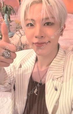 2025-26 TREASURE TOUR [PULSE ON] IN SEOUL TREASURE PVC CASE + PHOTOCARD SET SO JUNG HWAN photocard image