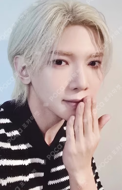 ATEEZ 7TH ANNIVERSARY OFFICIAL POP-UP '8ROOM' RANDOM PHOTOCARD PACK ver.A