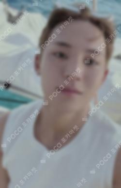 HYPE VIBES Barnes & Noble Exclusive MINGYU photocard image