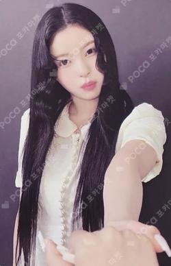 Blue Valentine : inside the heart TRADING CARD KYUJIN photocard image