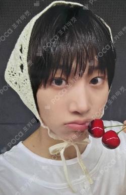 I did it. APPLEMUSIC PARKSEONGHYEON photocard image