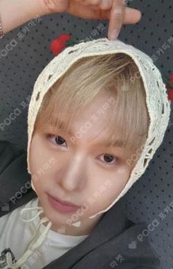 I did it. APPLEMUSIC CHUYOOCHAN photocard image