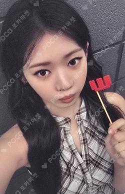 WE GO UP POP-UP STORE ALBUM PURCHASE BENEFITS RORA photocard image