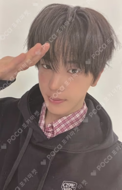 CLOSER TO MY ARCHIVE PHOTOCARD COLLECT BOOK