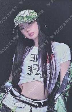 WE GO UP POP-UP STORE BABYMONSTER TRADING PHOTOCARD RUKA photocard image