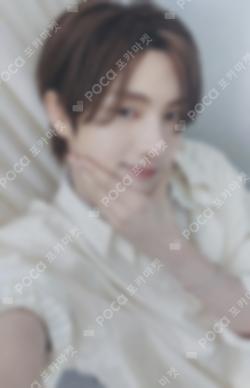 play hard POP-UP REWARD YOUNGJAE photocard image