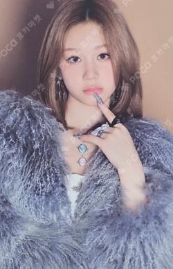 WE GO UP POP-UP STORE BABYMONSTER TRADING PHOTOCARD PHARITA photocard image