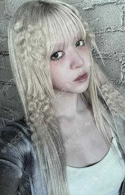 Blue Valentine BROADCAST Lily photocard image