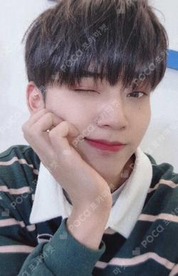 LOVE ME LIKE WITHDRAMA HYUK photocard image