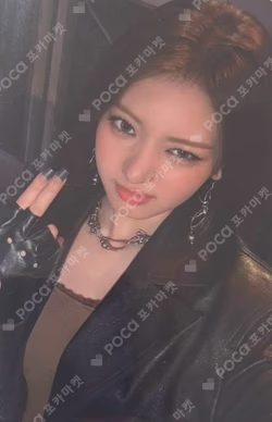 WE GO UP MUSINSA RORA photocard image