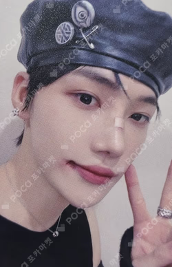 Unexpected Whoop Japan Store NEW photocard image