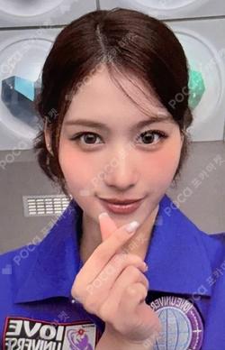 2025 TWICE FANMEETING [10VE UNIVERSE] TRADING CARD SANA photocard image