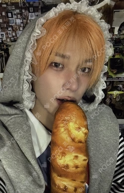 EX Fnac Exclusive THEO photocard image