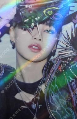 BLACKPINK LISA photocard image