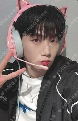 HOUSE OF TRICKY : SPUR MAKESTAR HYUNWOO photocard image