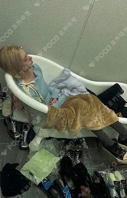 Blue Valentine Platform Album POCAALBUM Ver. Chaos ver. BAE photocard image