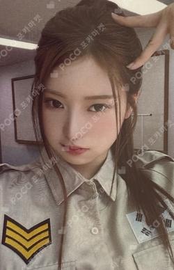 DANCING ALONE WITHMUU HAUM photocard image