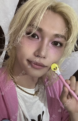Stray Kids World Tour dominATE : celebrATE BEADS STRAP by Felix