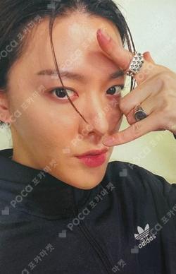 WALK KLOOK YUTA photocard image