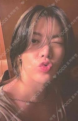 WALK KMS YUTA photocard image