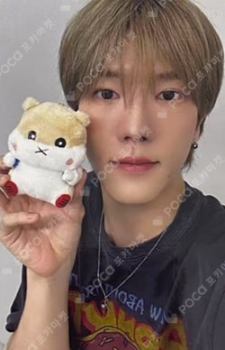 cabin in the woods DOLL JUNGHOON photocard image