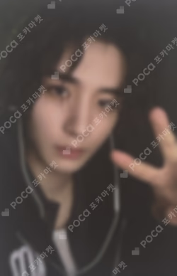 The Action Frame ver. WEVERSE LEEHAN photocard image