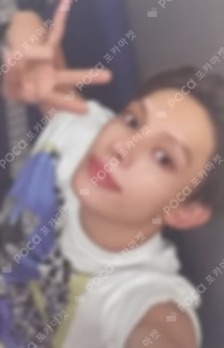 COLOR OUTSIDE THE LINES WEVERSE JAMES photocard image