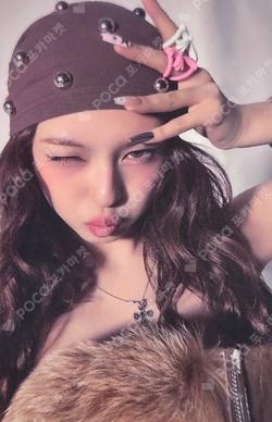 WE GO UP POP-UP STORE DAILY EVENT CHIQUITA photocard image