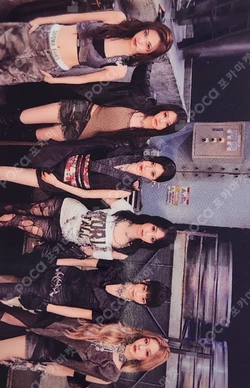 WE GO UP POP-UP STORE DAILY EVENT Unit photocard image