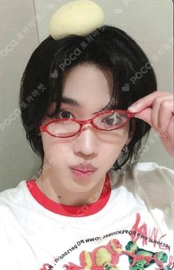 LOST APPLEMUSIC Chael photocard image