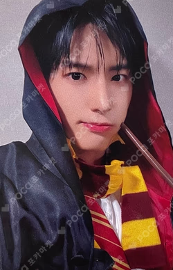 a;effect JUMP UP ERIC photocard image