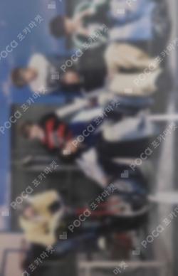 play hard COMPACT Ver. WEVERSE Unit photocard image