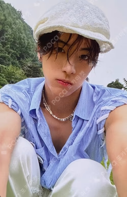 a;effect WITHMUU ERIC photocard image