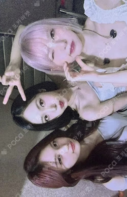 2025 VIVIZ WORLD TOUR [NEW LEGACY] in HONG KONG